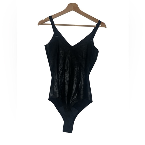 KNIX Papaya LuxeLift BLACK Faux Leather Shapewear Thong Bodysuit size S+ - Picture 5 of 13